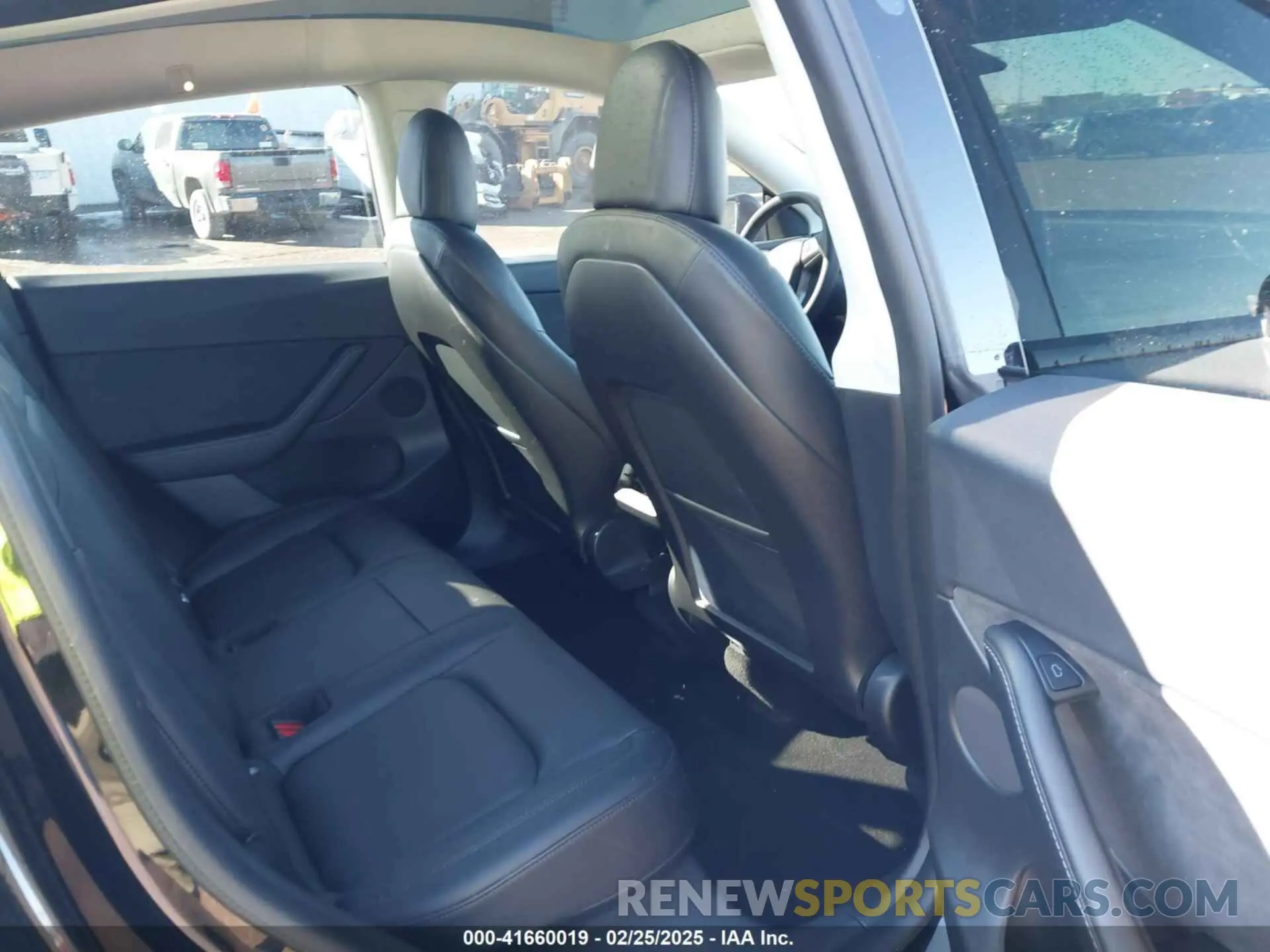 8 fotografías del automóvil dañado 7SAYGDEFXNF313636 TESLA MODEL Y 2022