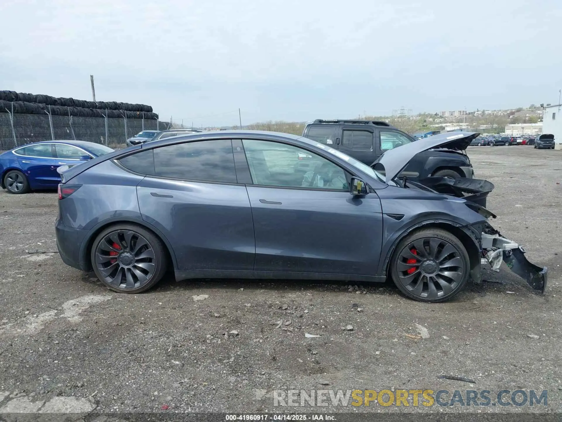 13 fotografías del automóvil dañado 7SAYGDEFXNF462693 TESLA MODEL Y 2022