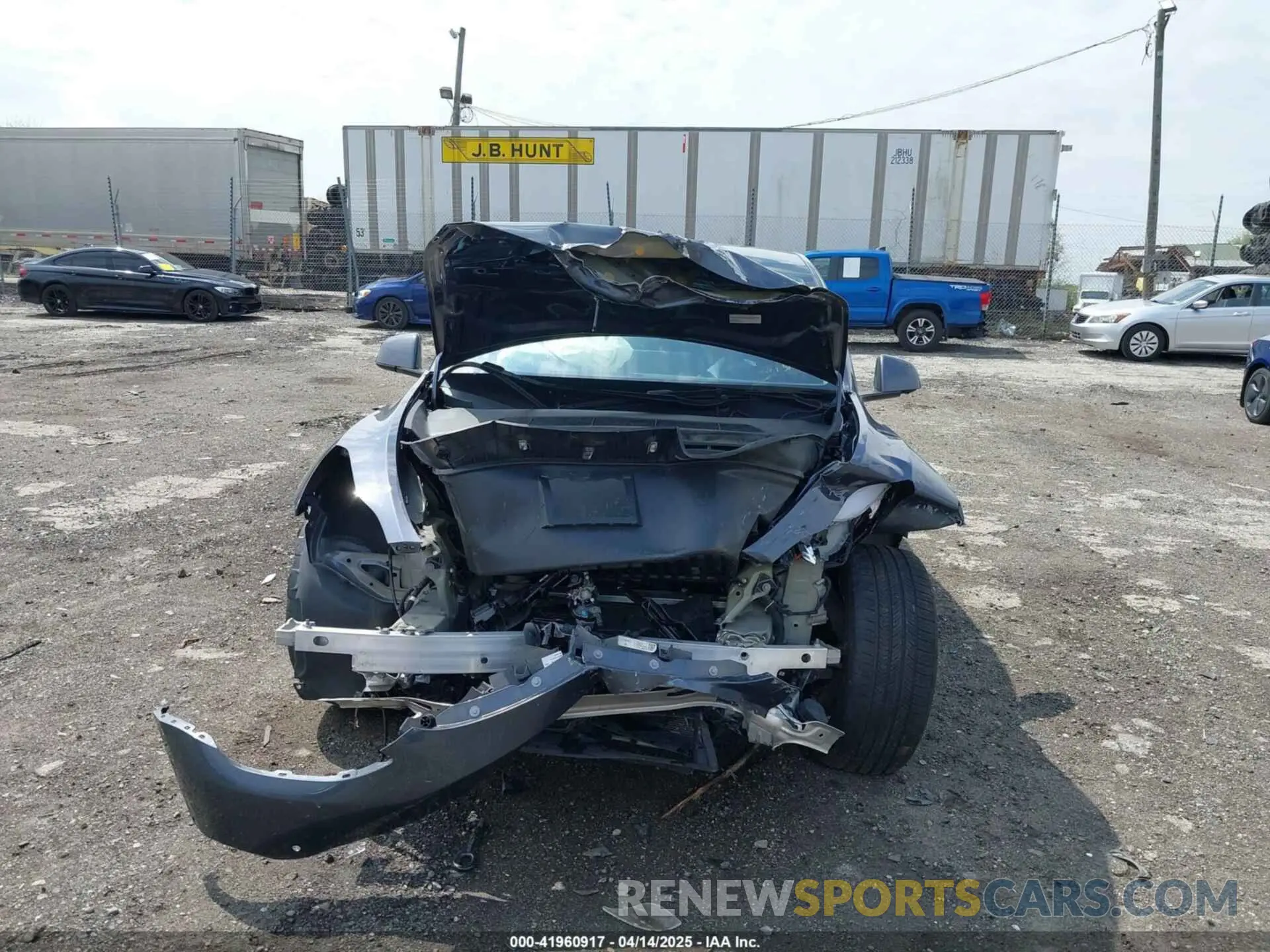 6 fotografías del automóvil dañado 7SAYGDEFXNF462693 TESLA MODEL Y 2022