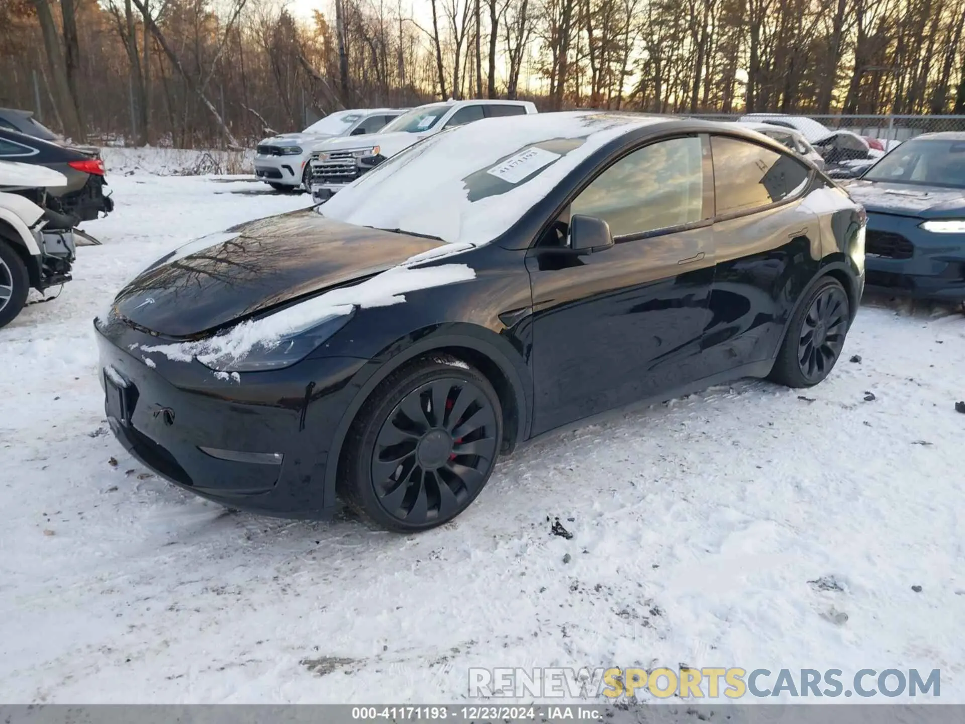 2 fotografías del automóvil dañado 7SAYGDEFXNF519555 TESLA MODEL Y 2022