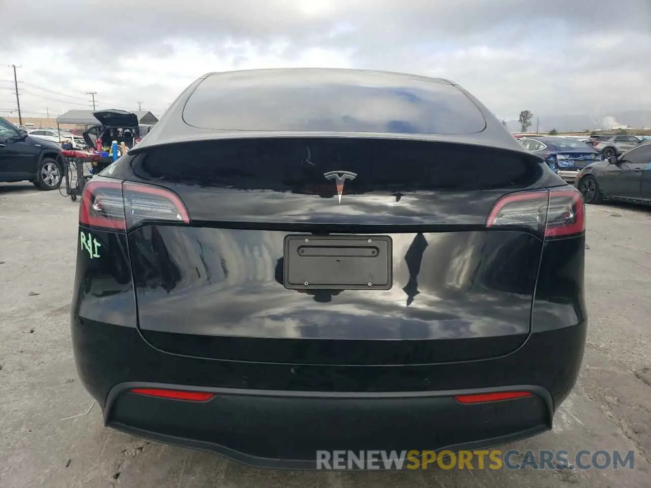 6 fotografías del automóvil dañado 7SAYGDEFXNF536162 TESLA MODEL Y 2022