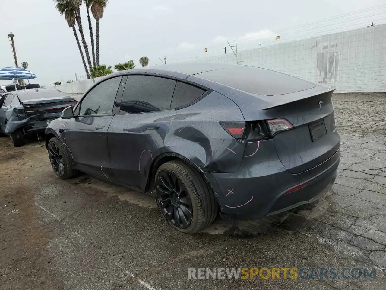 2 fotografías del automóvil dañado 7SAYGDEFXNF554483 TESLA MODEL Y 2022