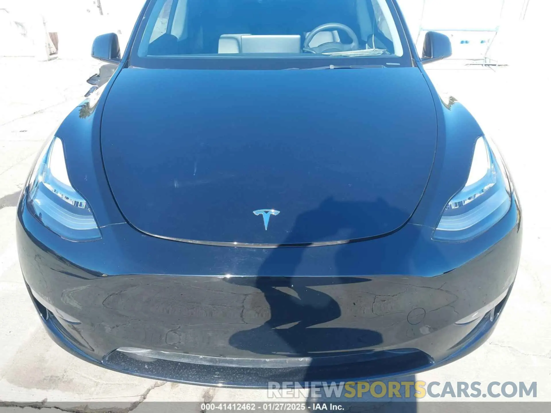 10 fotografías del automóvil dañado 7SAYGAEE0PF612822 TESLA MODEL Y 2023
