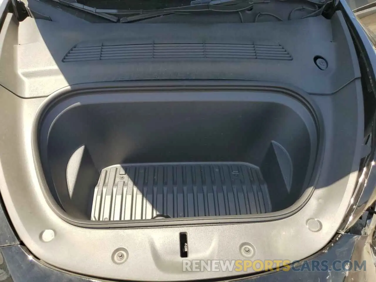 12 fotografías del automóvil dañado 7SAYGAEE0PF621827 TESLA MODEL Y 2023