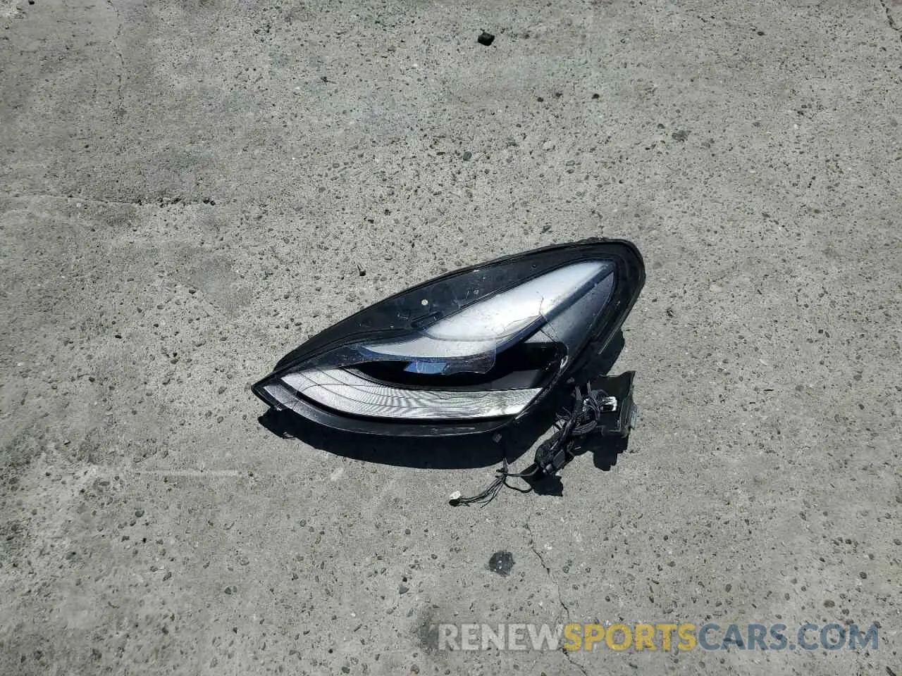 13 fotografías del automóvil dañado 7SAYGAEE0PF621827 TESLA MODEL Y 2023