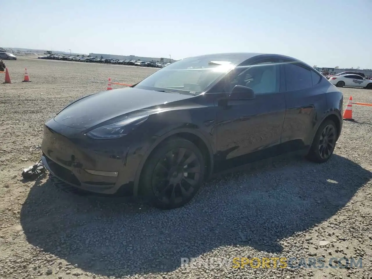 1 fotografías del automóvil dañado 7SAYGAEE0PF642810 TESLA MODEL Y 2023