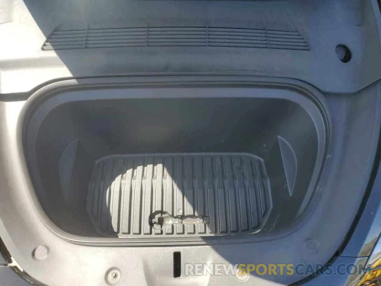 13 fotografías del automóvil dañado 7SAYGAEE0PF642810 TESLA MODEL Y 2023
