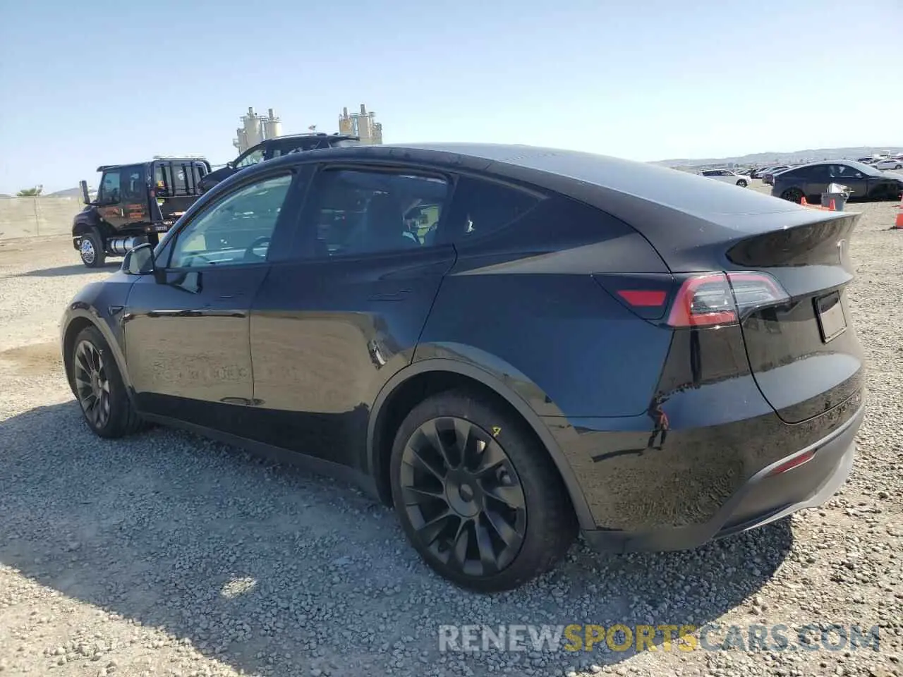 2 fotografías del automóvil dañado 7SAYGAEE0PF642810 TESLA MODEL Y 2023