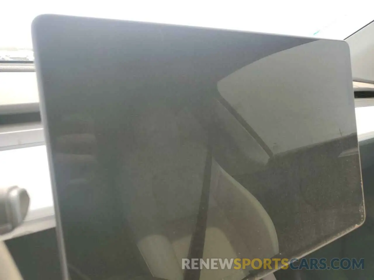 9 fotografías del automóvil dañado 7SAYGAEE0PF646923 TESLA MODEL Y 2023