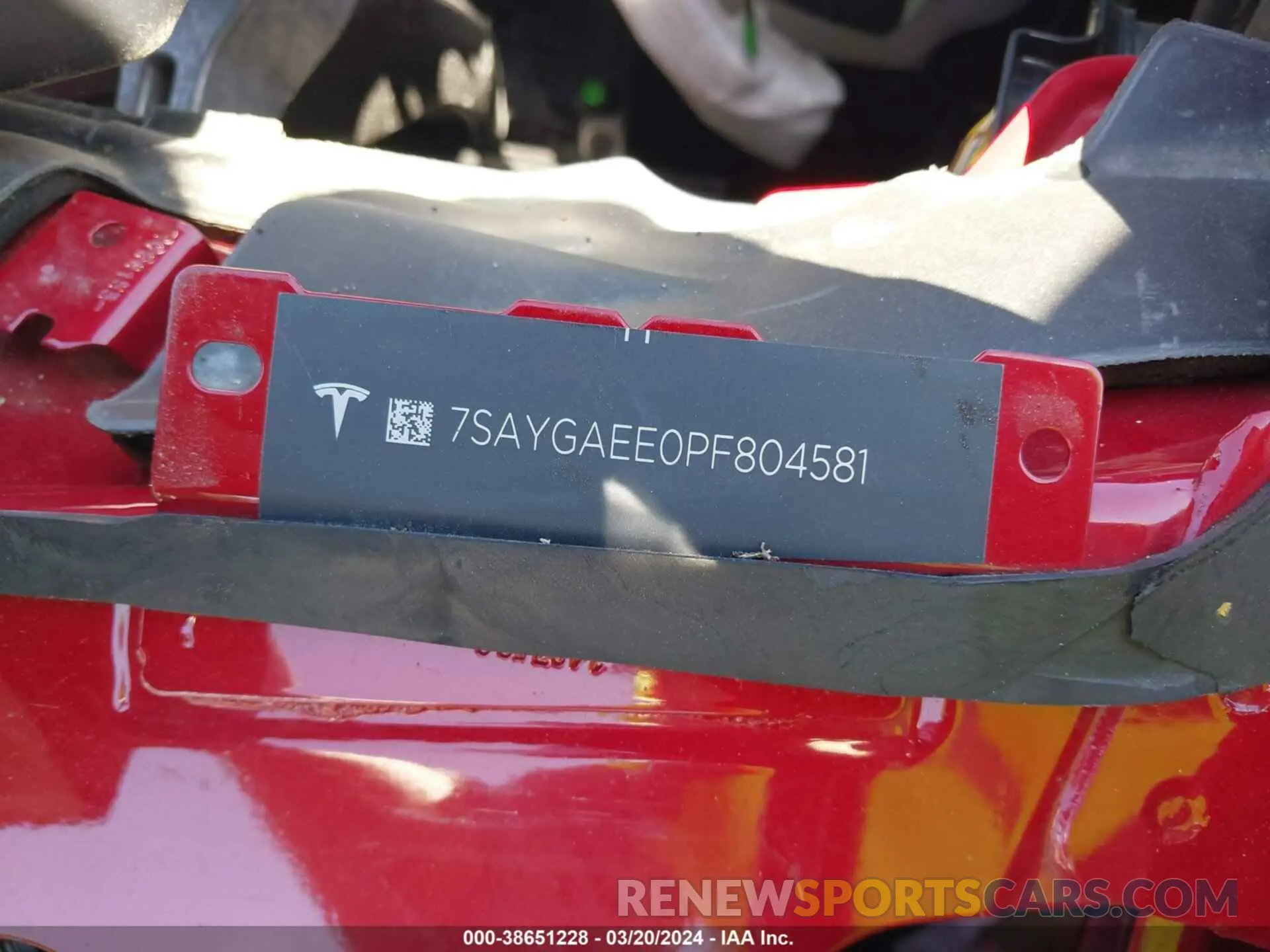 9 fotografías del automóvil dañado 7SAYGAEE0PF804581 TESLA MODEL Y 2023