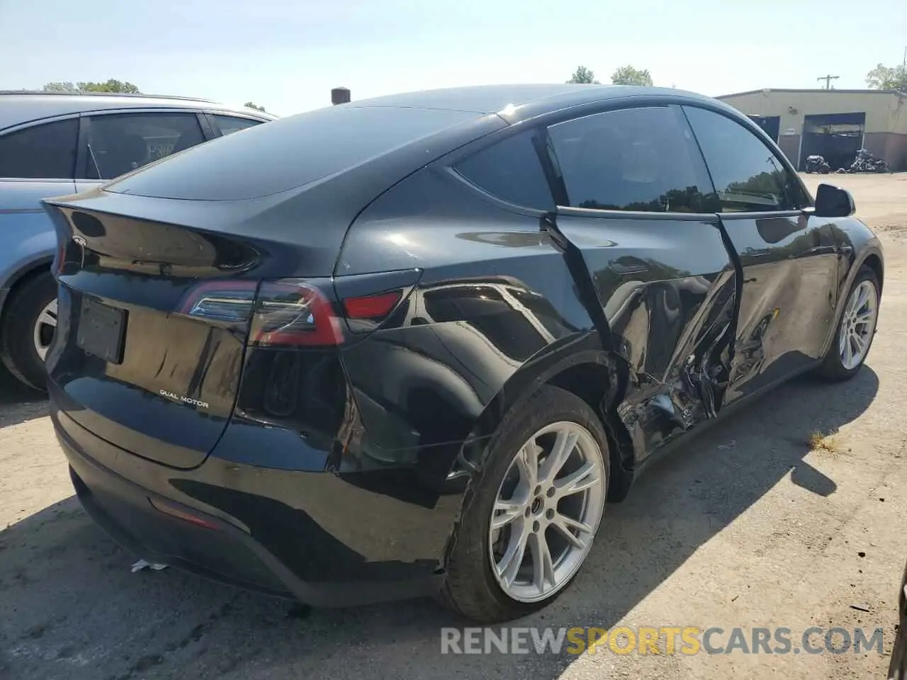 3 fotografías del automóvil dañado 7SAYGAEE0PF925563 TESLA MODEL Y 2023