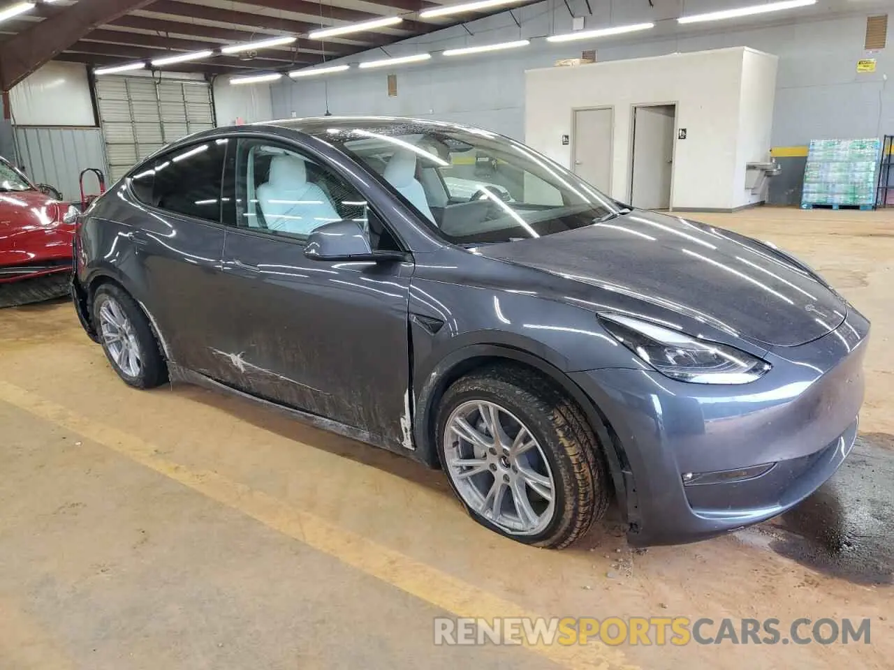 4 fotografías del automóvil dañado 7SAYGAEE0PF948454 TESLA MODEL Y 2023