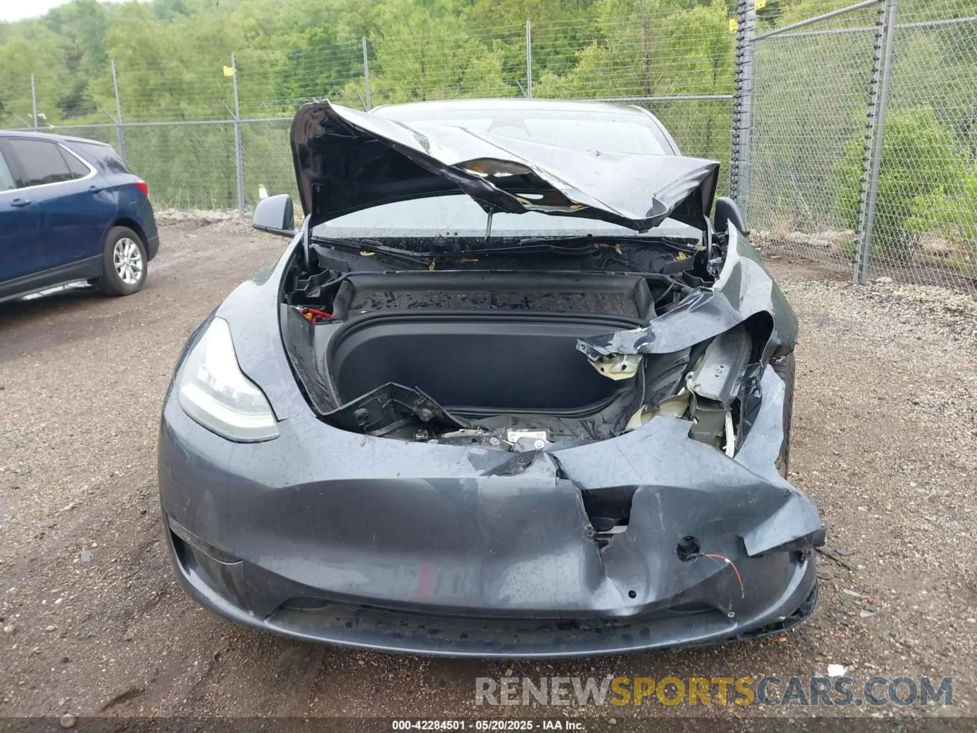11 fotografías del automóvil dañado 7SAYGAEE1PF584206 TESLA MODEL Y 2023