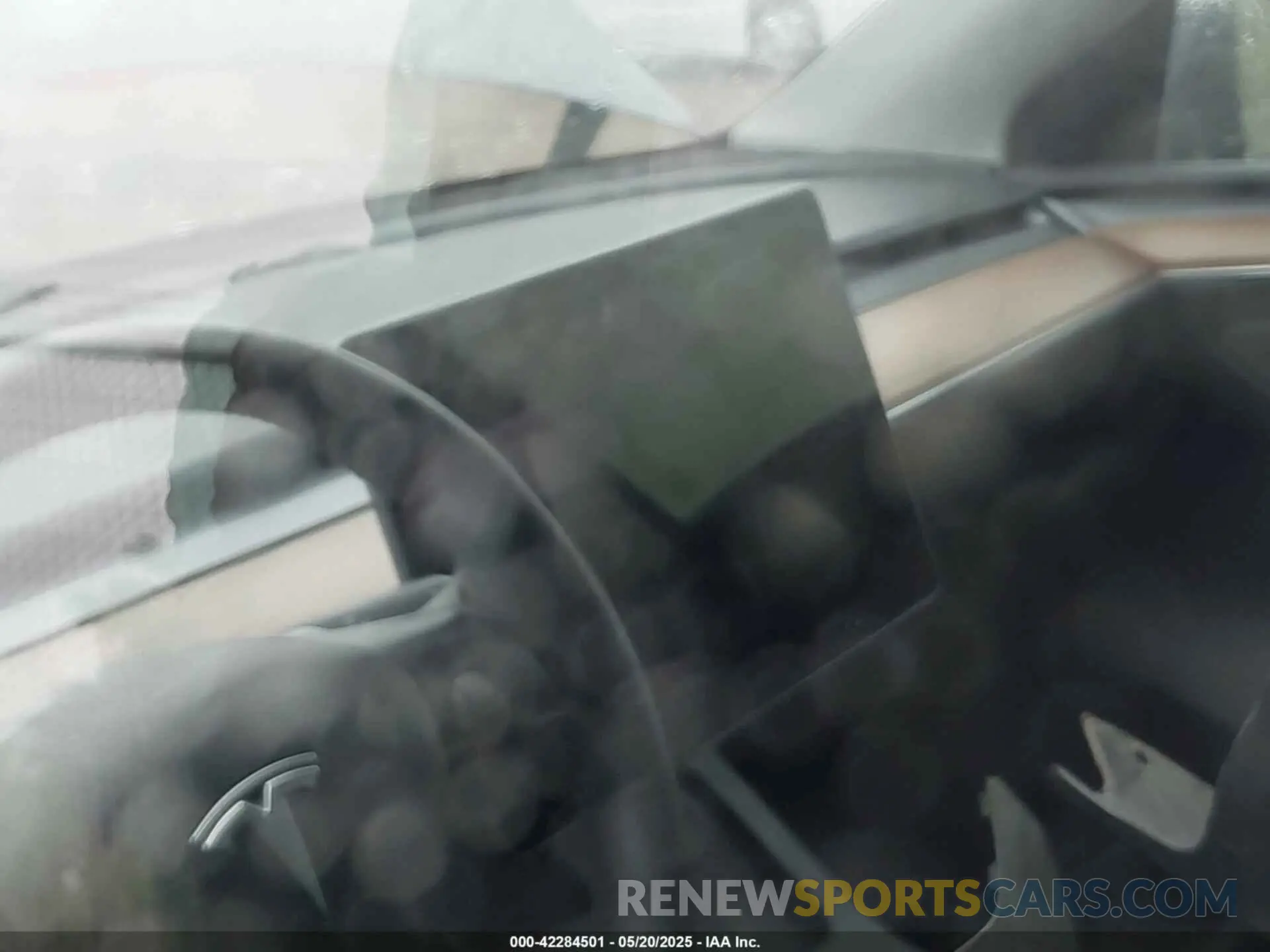 16 fotografías del automóvil dañado 7SAYGAEE1PF584206 TESLA MODEL Y 2023