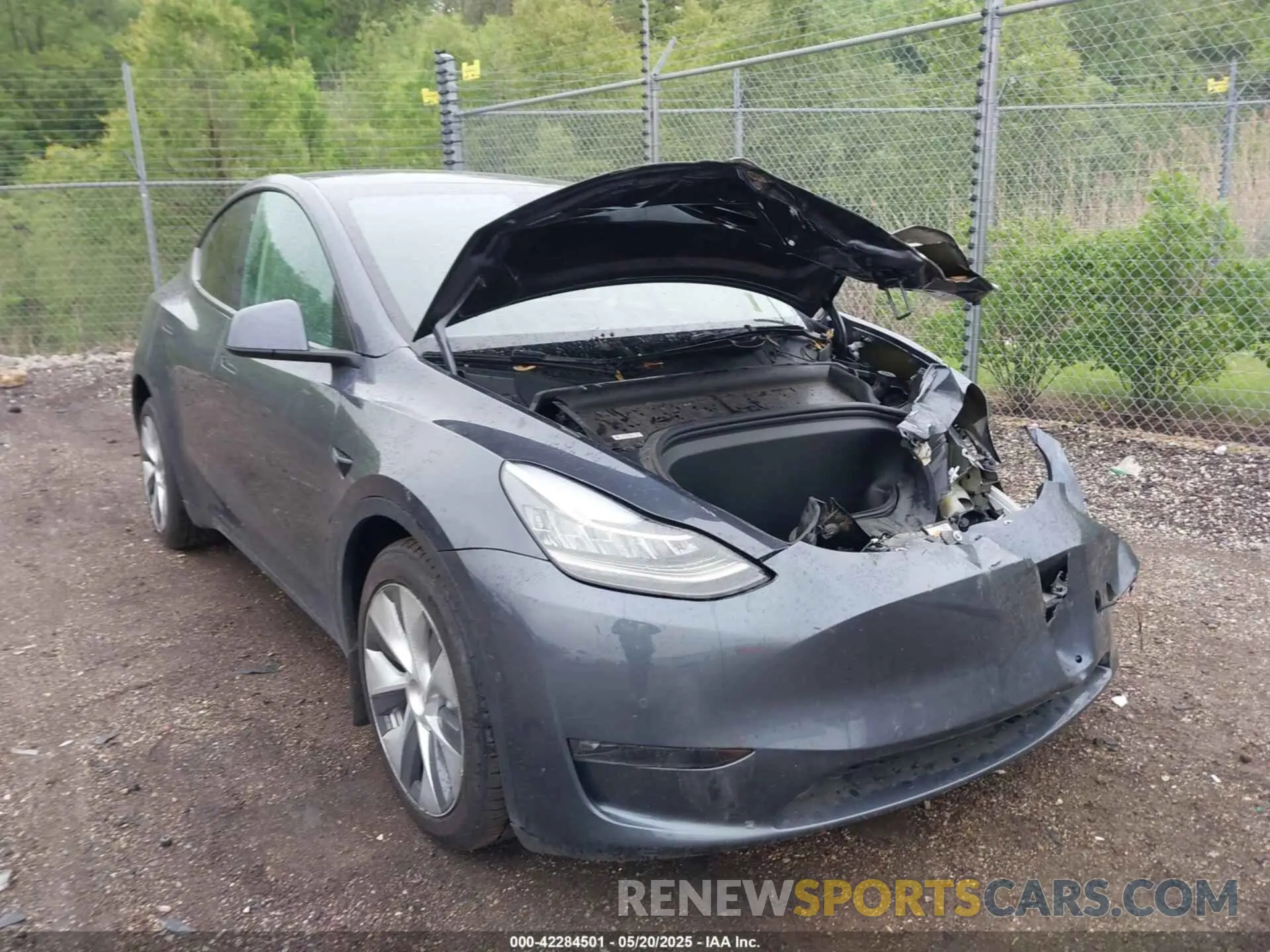 18 fotografías del automóvil dañado 7SAYGAEE1PF584206 TESLA MODEL Y 2023
