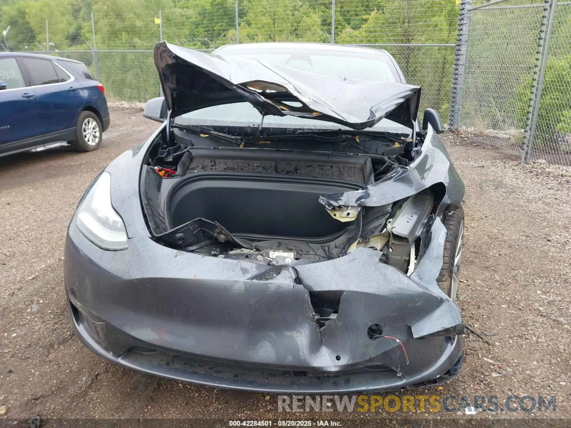6 fotografías del automóvil dañado 7SAYGAEE1PF584206 TESLA MODEL Y 2023