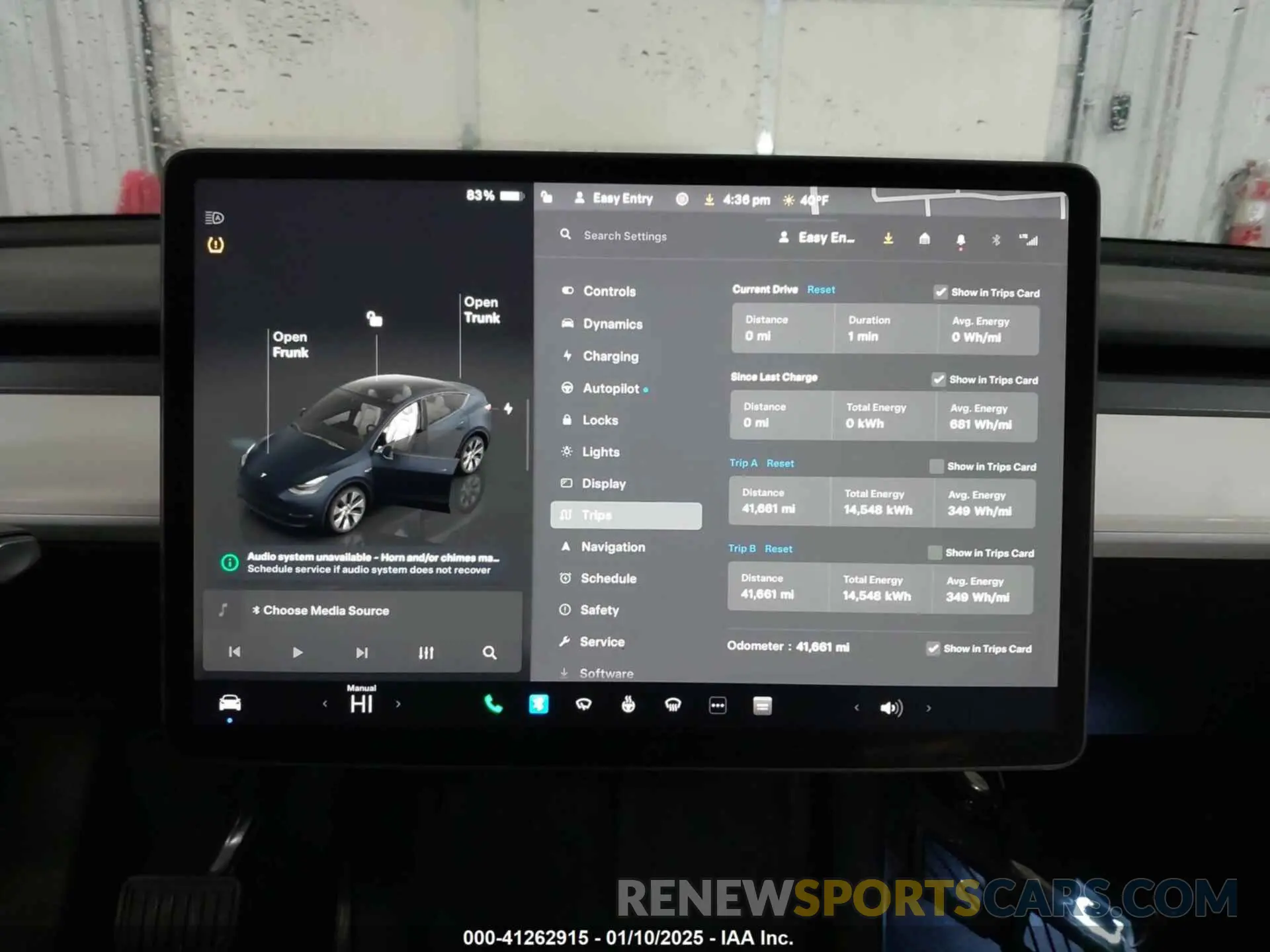 7 fotografías del automóvil dañado 7SAYGAEE1PF586232 TESLA MODEL Y 2023