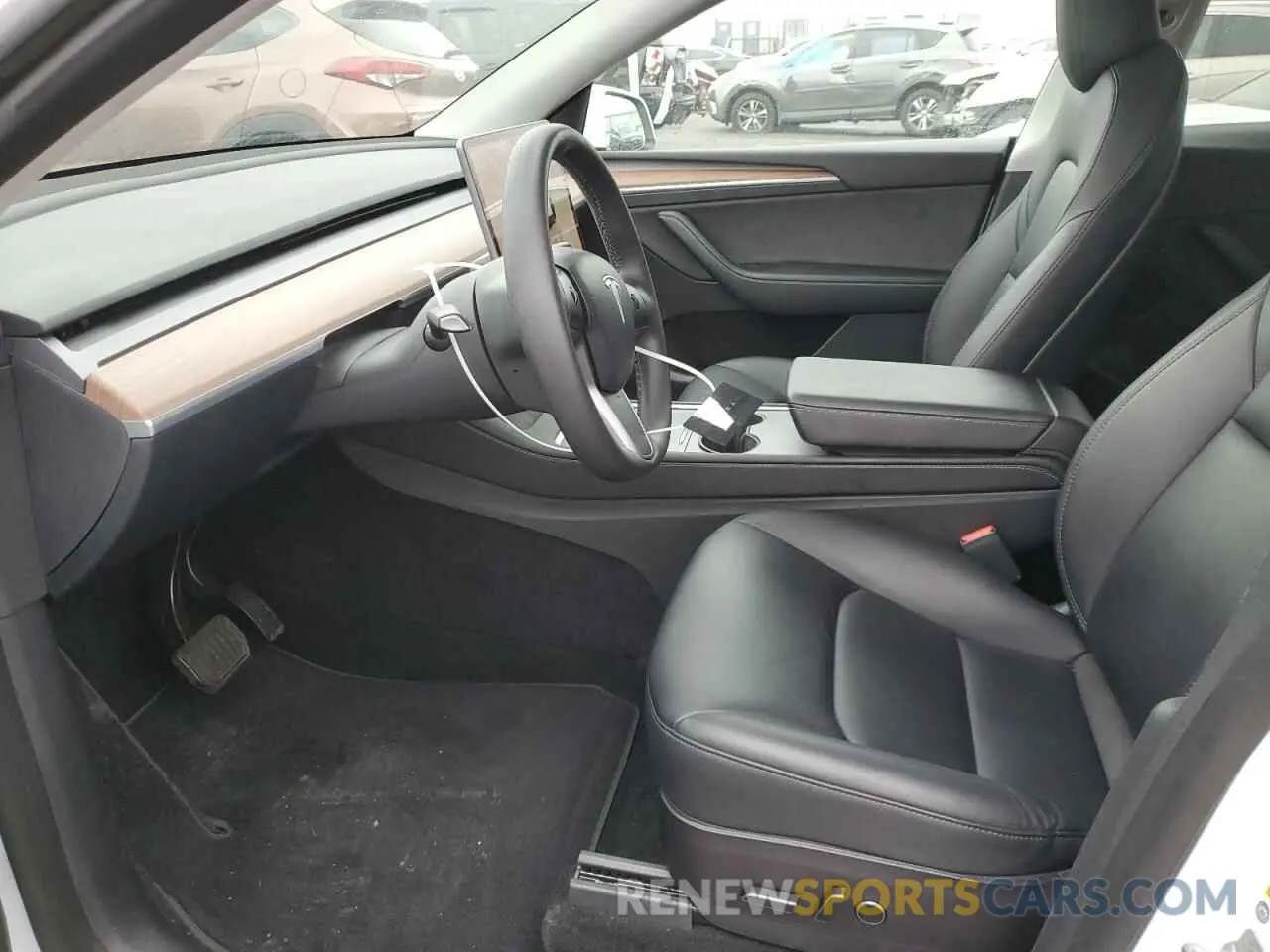 7 fotografías del automóvil dañado 7SAYGAEE1PF673984 TESLA MODEL Y 2023