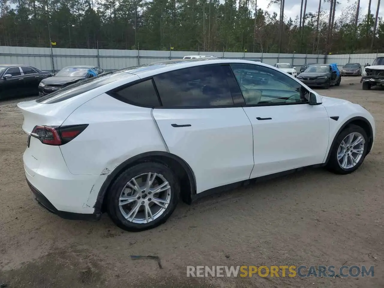 3 fotografías del automóvil dañado 7SAYGAEE2PF607427 TESLA MODEL Y 2023