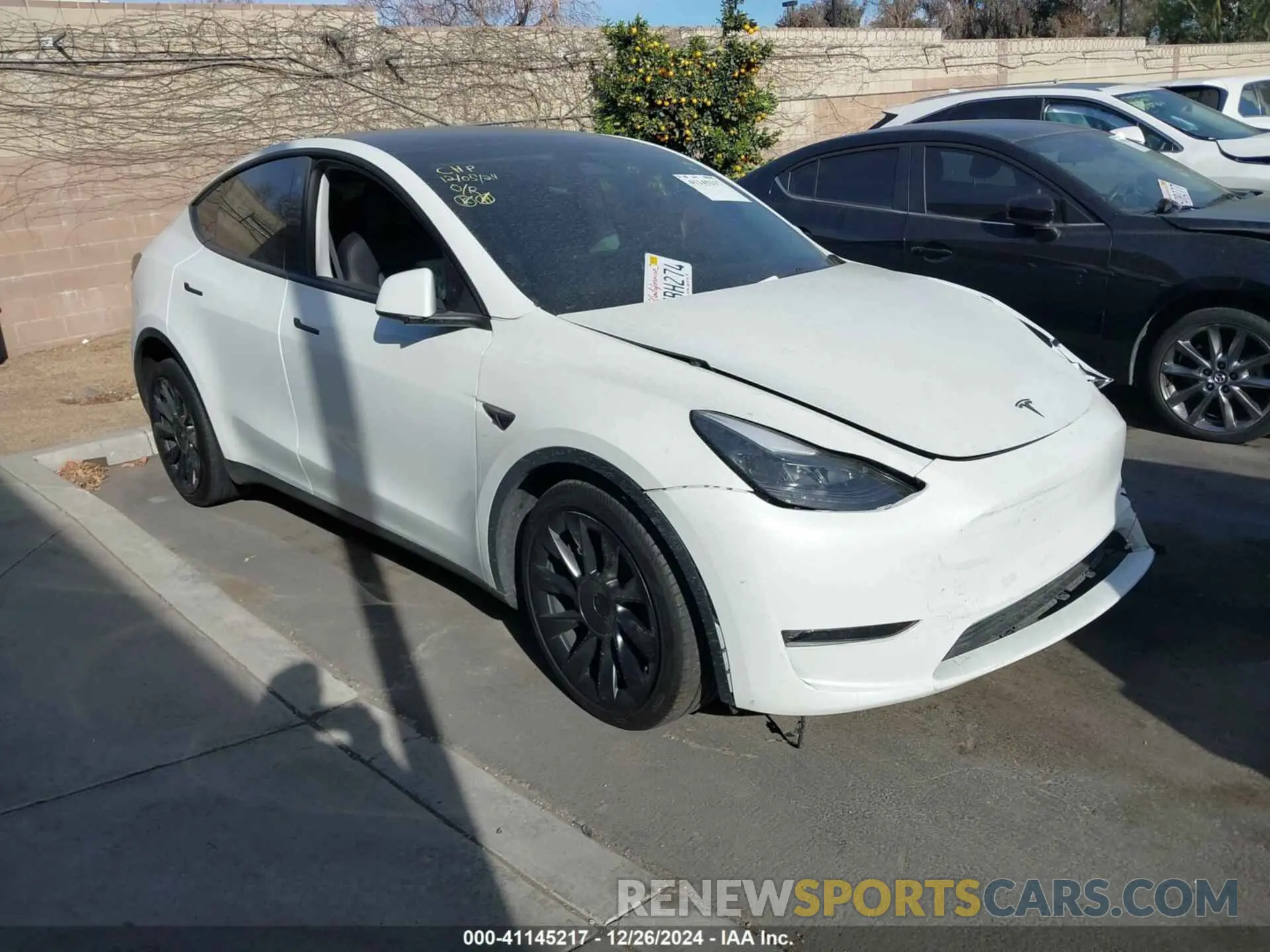 1 fotografías del automóvil dañado 7SAYGAEE2PF668910 TESLA MODEL Y 2023