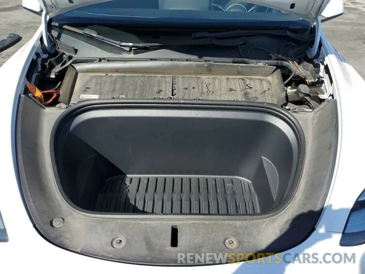 13 fotografías del automóvil dañado 7SAYGAEE3PF590055 TESLA MODEL Y 2023