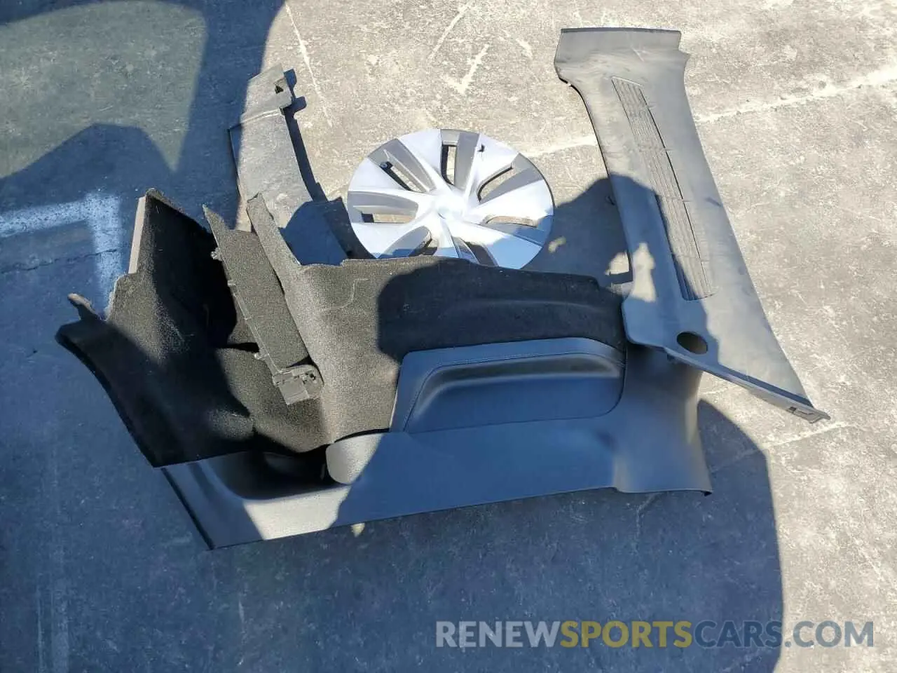 15 fotografías del automóvil dañado 7SAYGAEE3PF590055 TESLA MODEL Y 2023