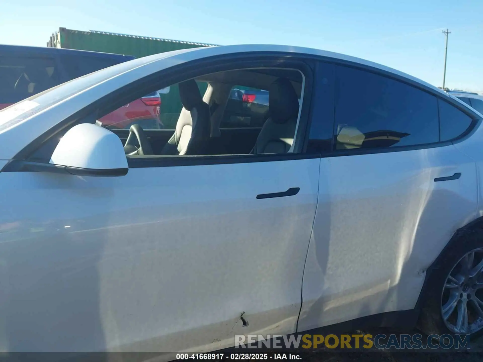15 fotografías del automóvil dañado 7SAYGAEE3PF753657 TESLA MODEL Y 2023