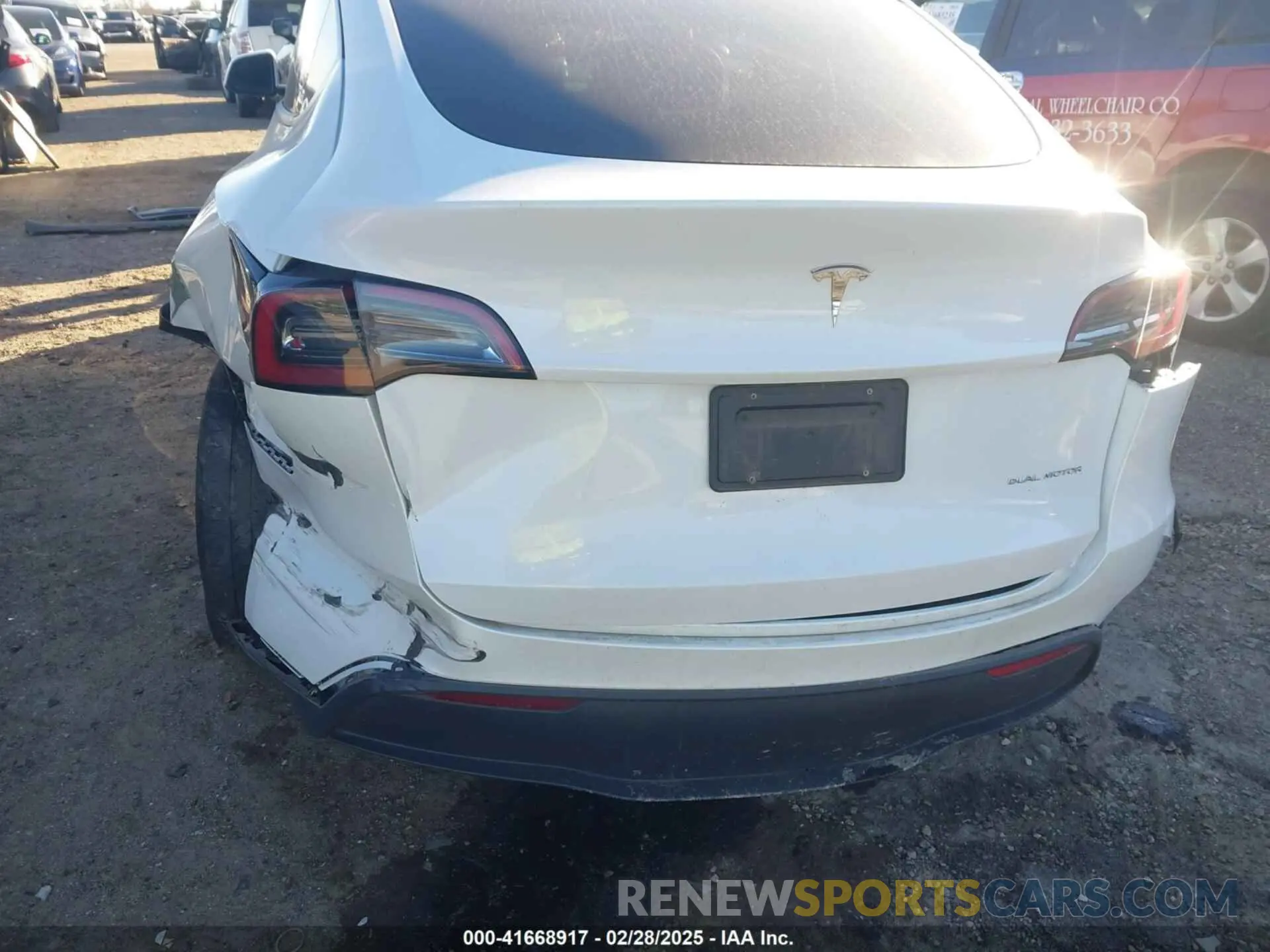 22 fotografías del automóvil dañado 7SAYGAEE3PF753657 TESLA MODEL Y 2023