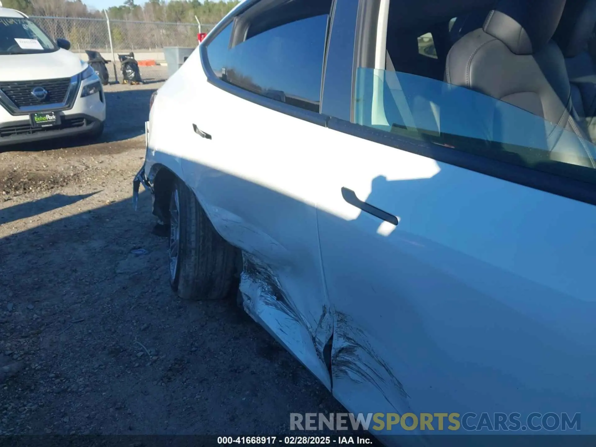 6 fotografías del automóvil dañado 7SAYGAEE3PF753657 TESLA MODEL Y 2023