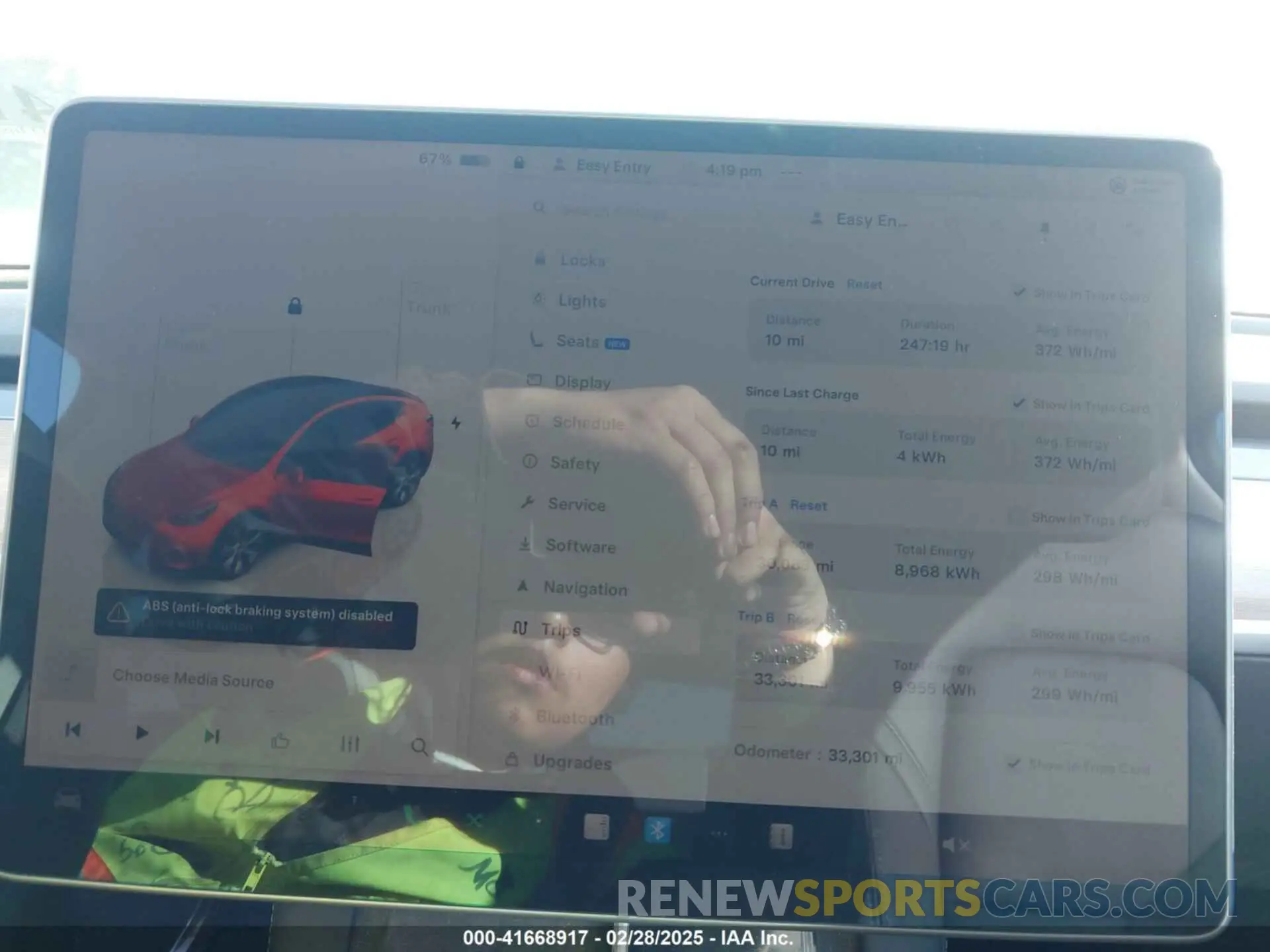 7 fotografías del automóvil dañado 7SAYGAEE3PF753657 TESLA MODEL Y 2023