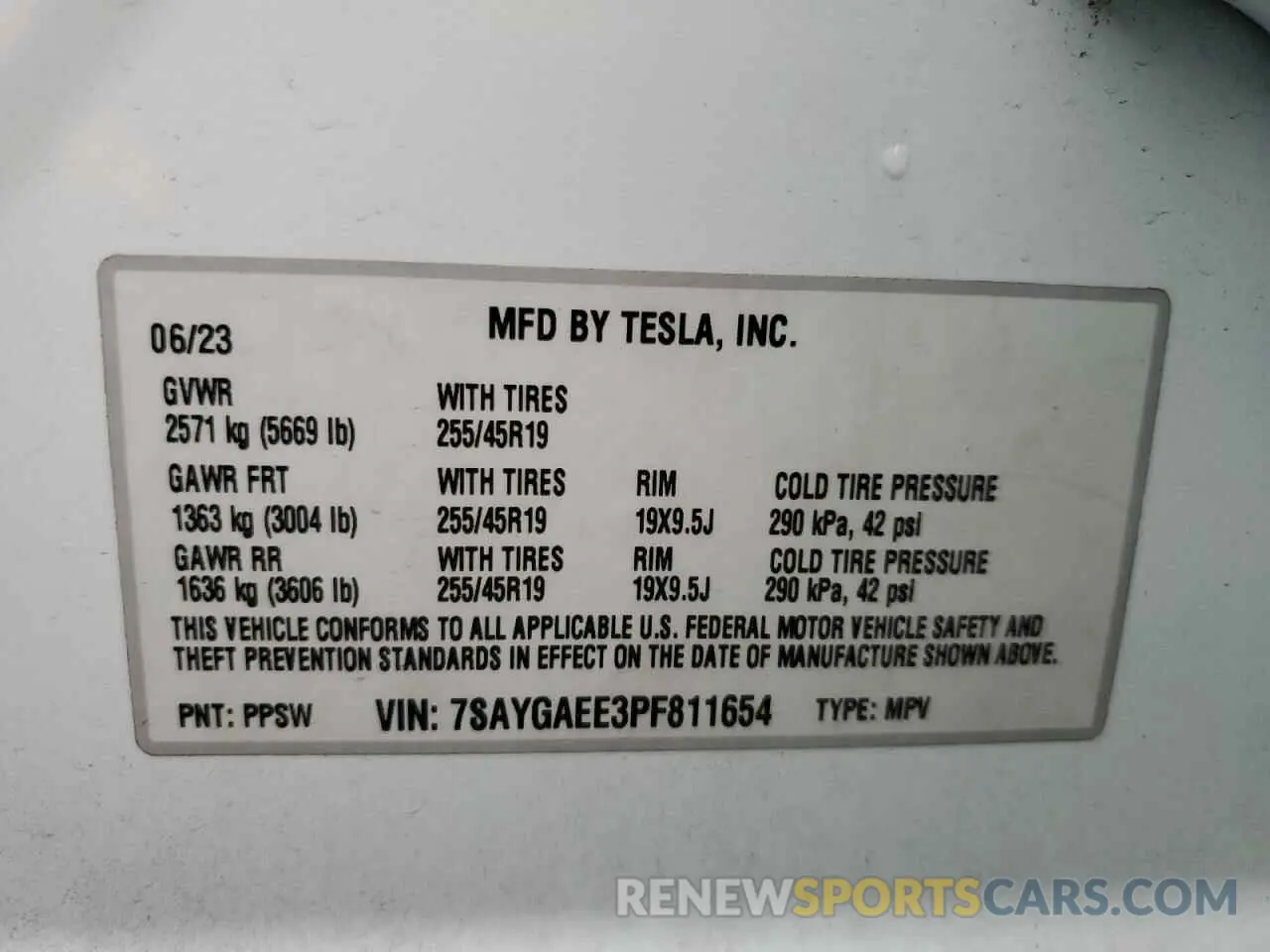 13 fotografías del automóvil dañado 7SAYGAEE3PF811654 TESLA MODEL Y 2023