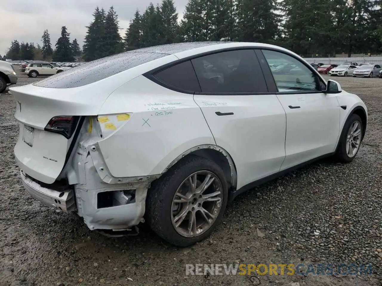 3 fotografías del automóvil dañado 7SAYGAEE3PF811654 TESLA MODEL Y 2023