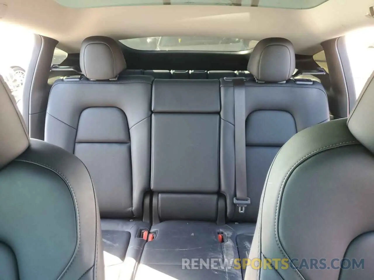 10 fotografías del automóvil dañado 7SAYGAEE3PF833458 TESLA MODEL Y 2023