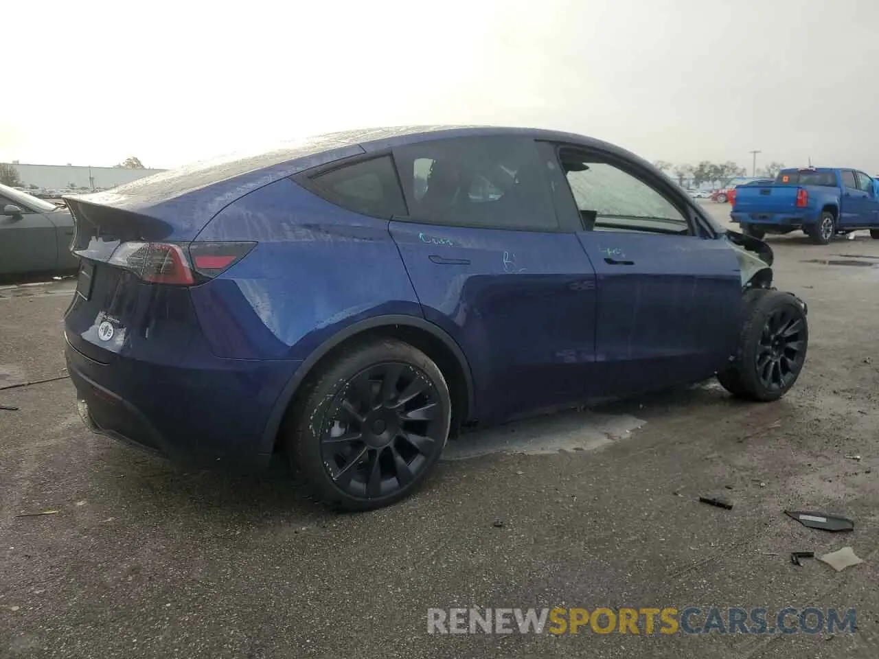 3 fotografías del automóvil dañado 7SAYGAEE3PF842256 TESLA MODEL Y 2023