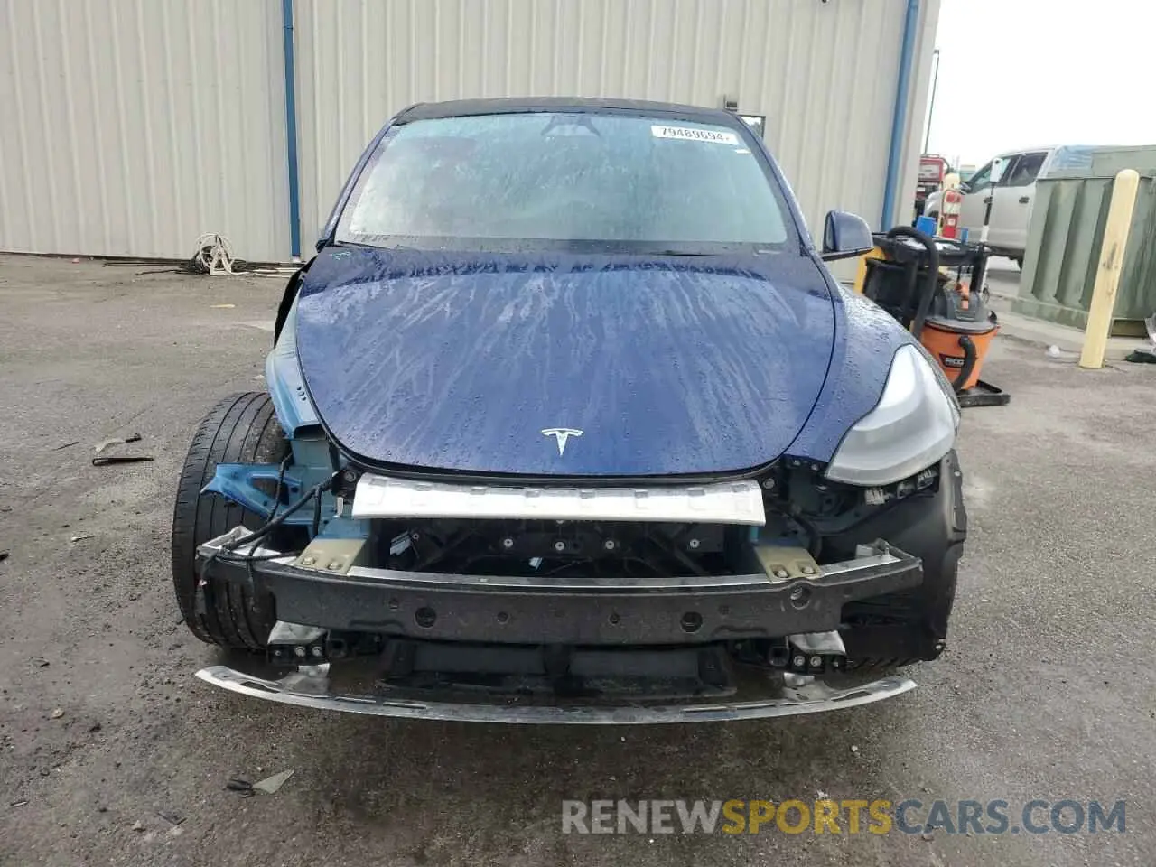 5 fotografías del automóvil dañado 7SAYGAEE3PF842256 TESLA MODEL Y 2023
