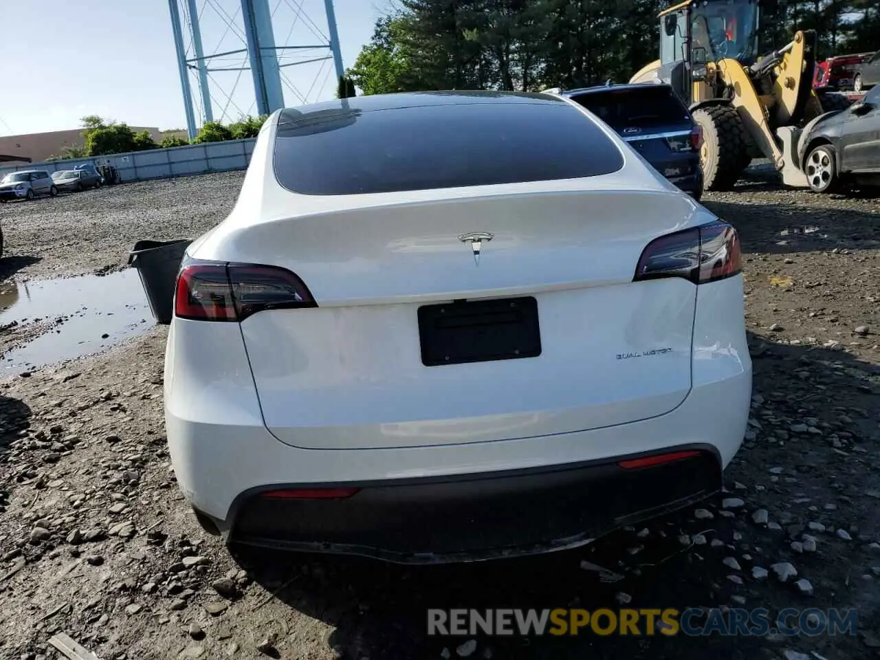 6 fotografías del automóvil dañado 7SAYGAEE3PF958542 TESLA MODEL Y 2023