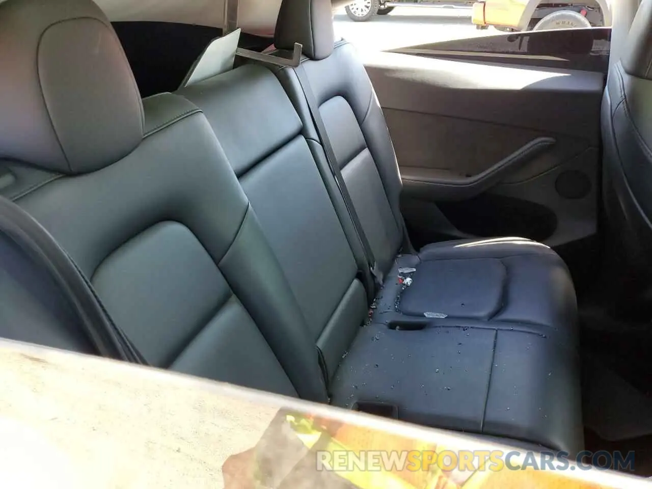 10 fotografías del automóvil dañado 7SAYGAEE4PF695123 TESLA MODEL Y 2023