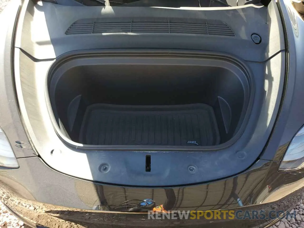 12 fotografías del automóvil dañado 7SAYGAEE4PF738942 TESLA MODEL Y 2023