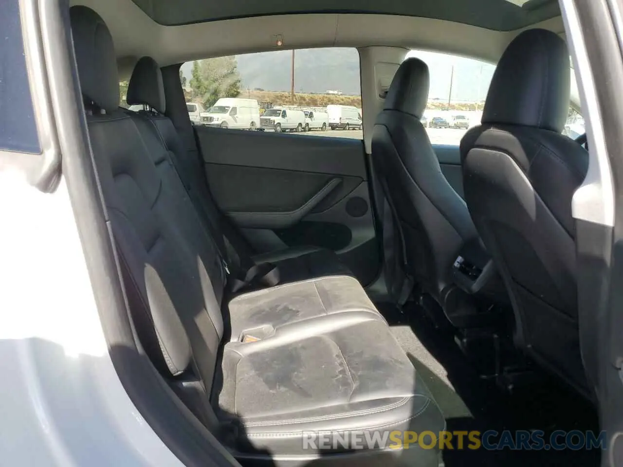 11 fotografías del automóvil dañado 7SAYGAEE4PF786487 TESLA MODEL Y 2023