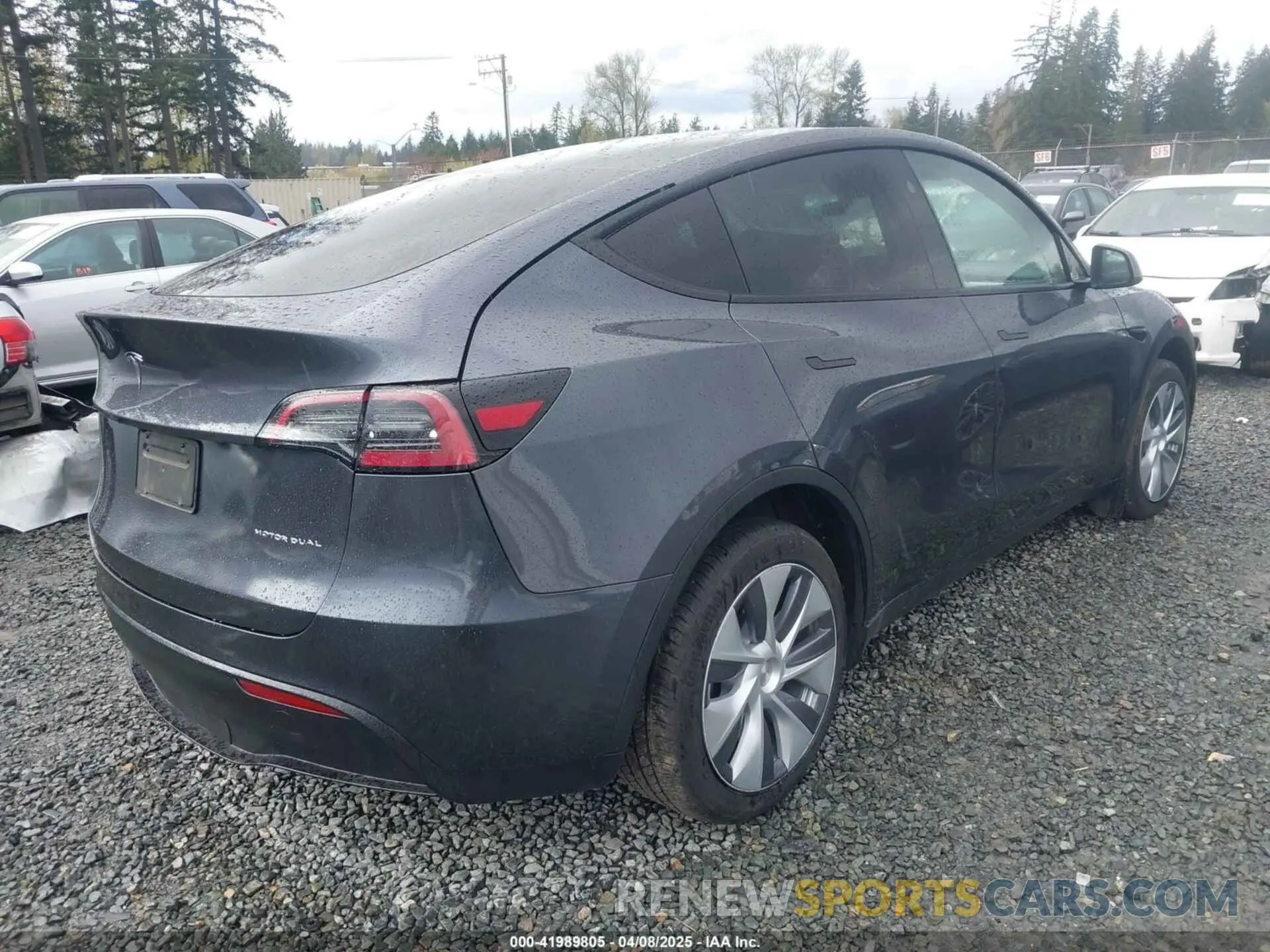4 fotografías del automóvil dañado 7SAYGAEE4PF871281 TESLA MODEL Y 2023