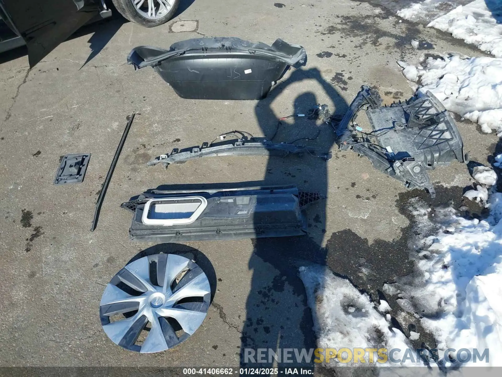 10 fotografías del automóvil dañado 7SAYGAEE4PF929339 TESLA MODEL Y 2023