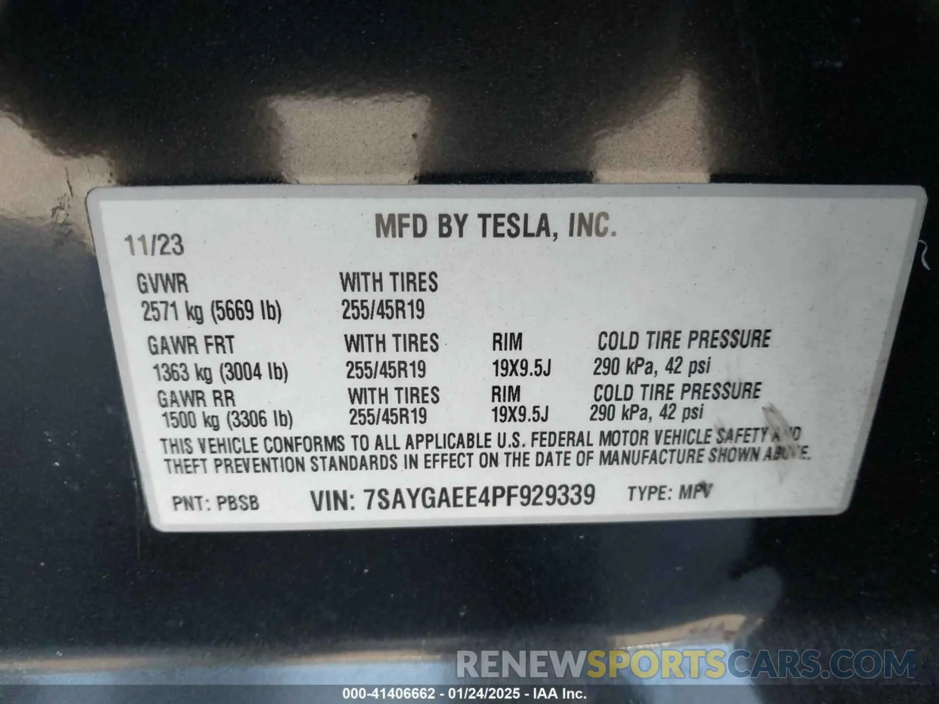 8 fotografías del automóvil dañado 7SAYGAEE4PF929339 TESLA MODEL Y 2023