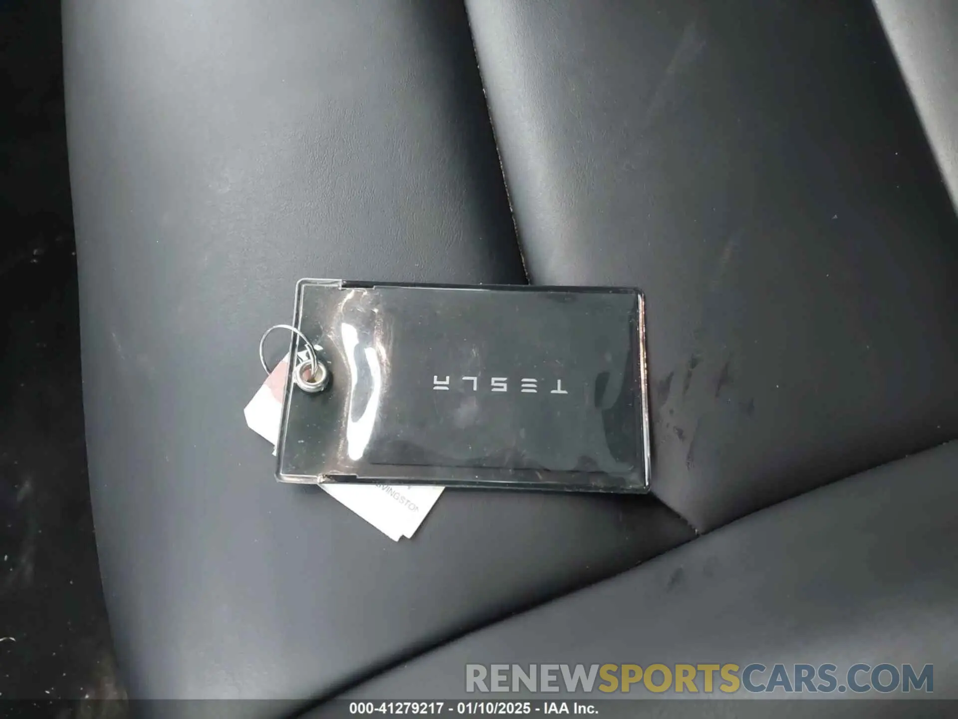 11 fotografías del automóvil dañado 7SAYGAEE5PF615828 TESLA MODEL Y 2023