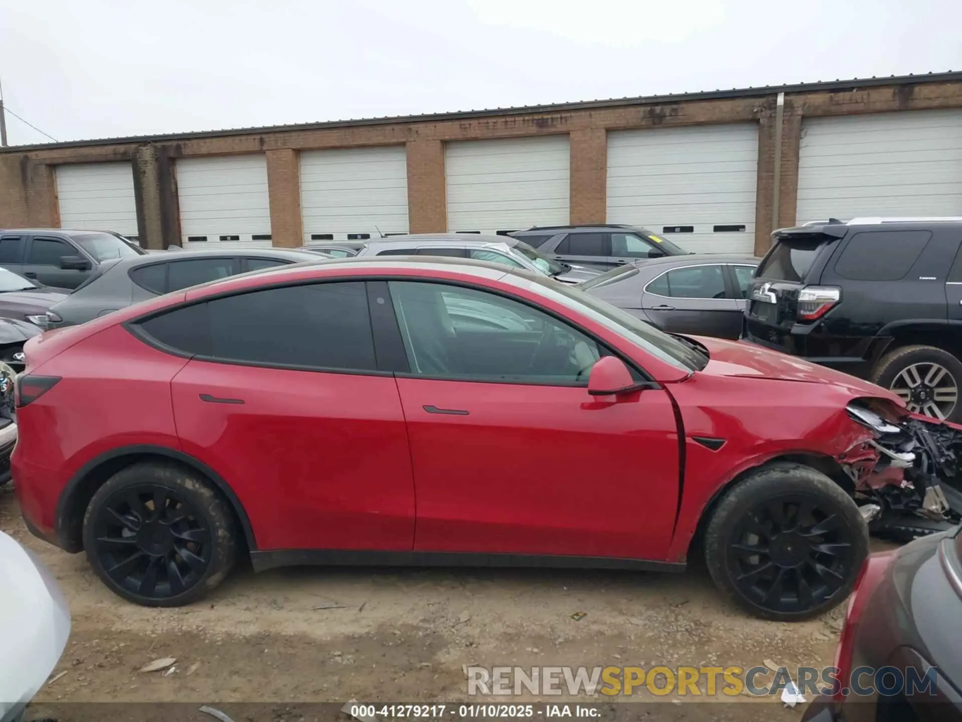14 fotografías del automóvil dañado 7SAYGAEE5PF615828 TESLA MODEL Y 2023
