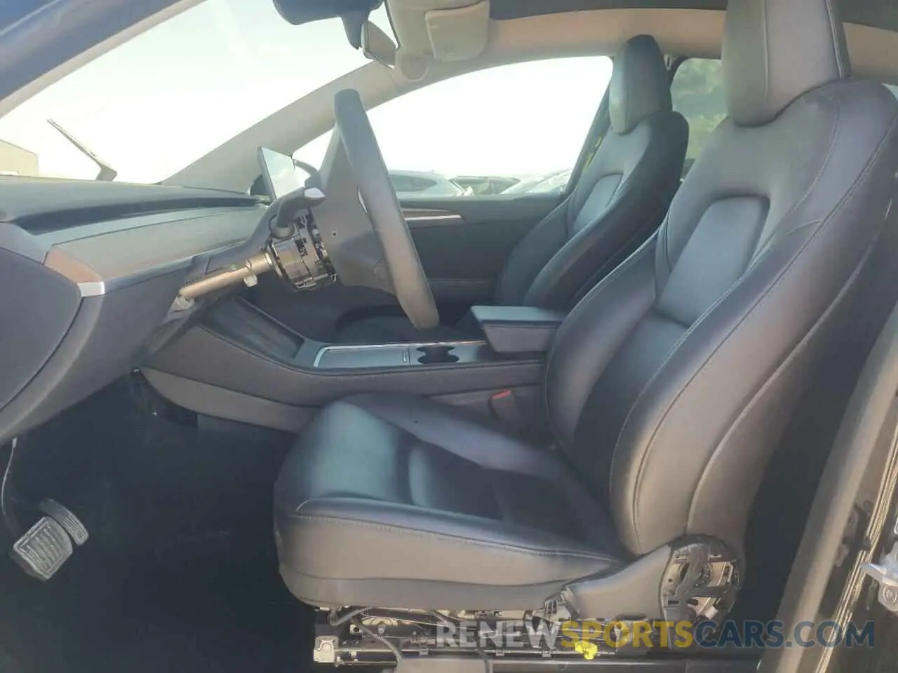 7 fotografías del automóvil dañado 7SAYGAEE5PF711801 TESLA MODEL Y 2023