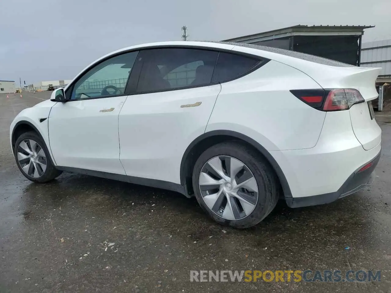 2 fotografías del automóvil dañado 7SAYGAEE5PF743079 TESLA MODEL Y 2023