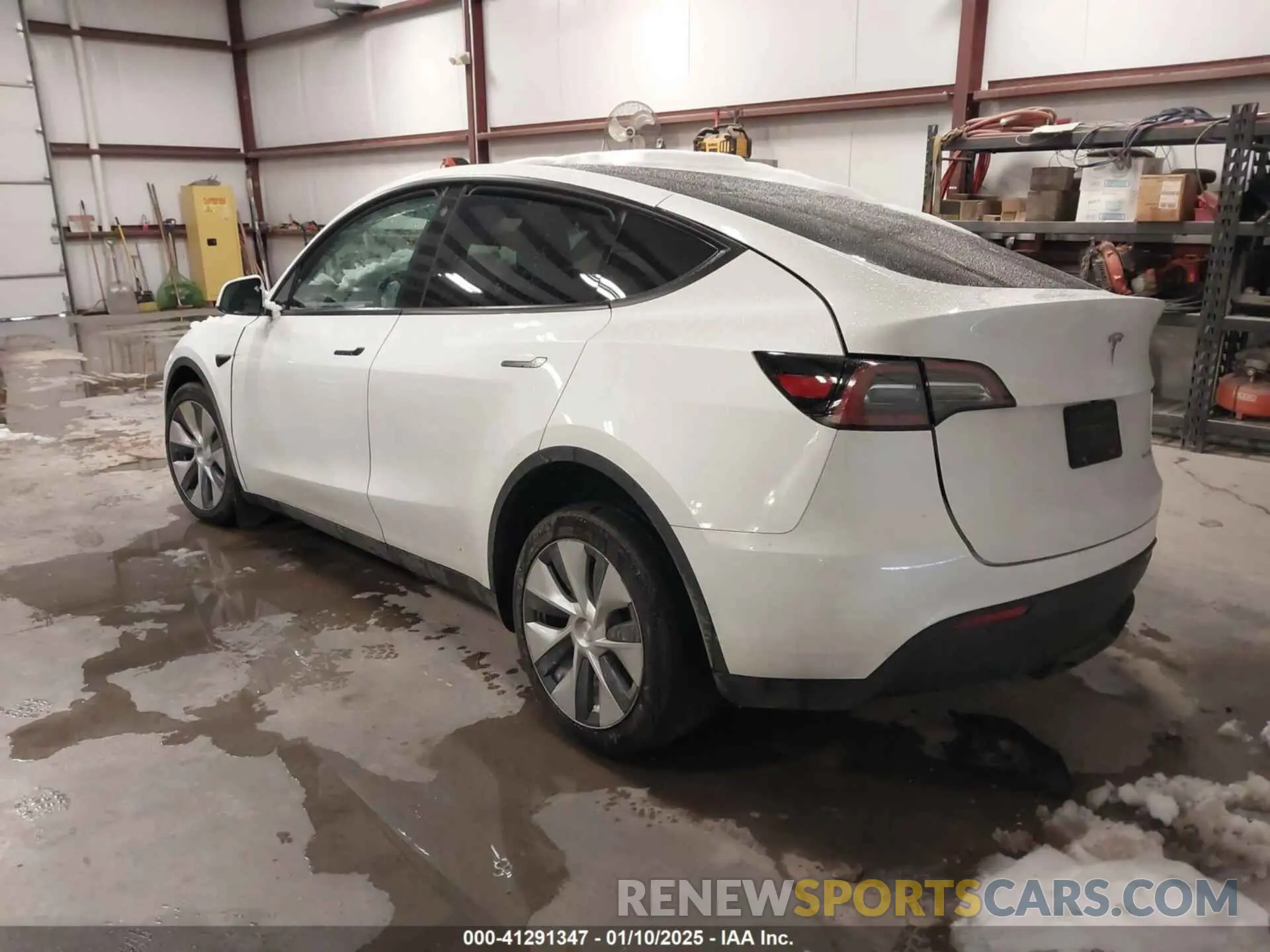 3 fotografías del automóvil dañado 7SAYGAEE5PF776101 TESLA MODEL Y 2023