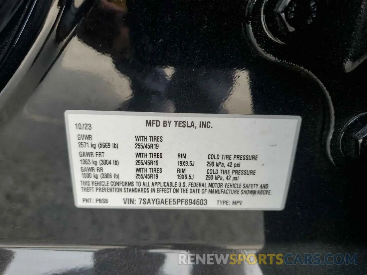13 fotografías del automóvil dañado 7SAYGAEE5PF894603 TESLA MODEL Y 2023