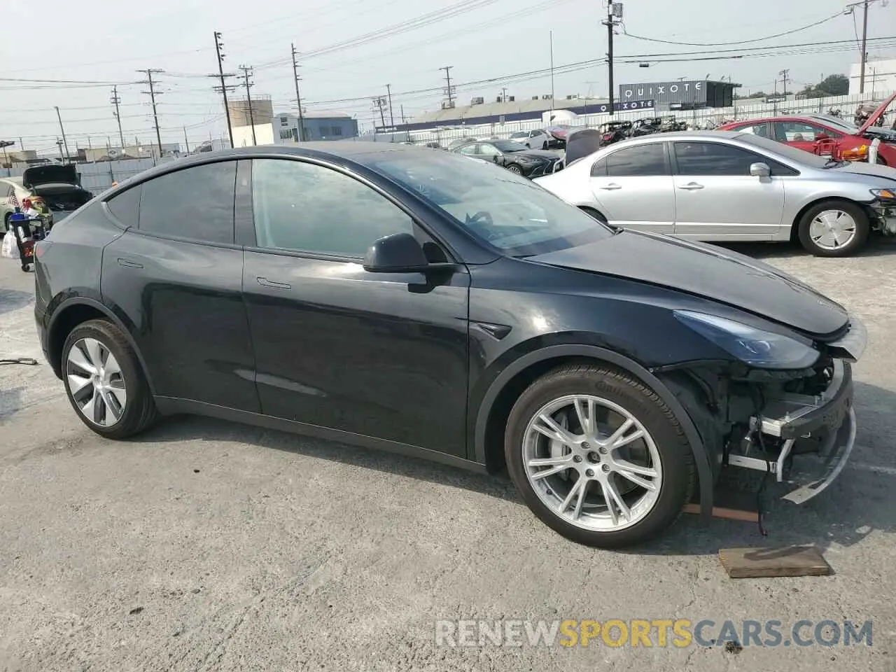 4 fotografías del automóvil dañado 7SAYGAEE5PF894603 TESLA MODEL Y 2023