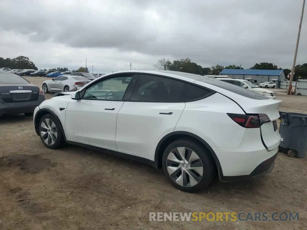 2 fotografías del automóvil dañado 7SAYGAEE6PF801961 TESLA MODEL Y 2023